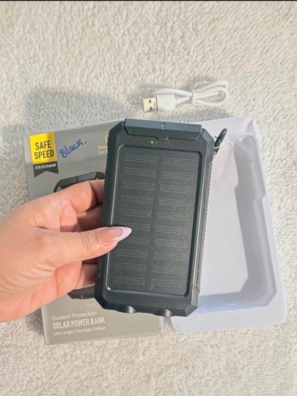 Solar Power Bank 20000 mAh with Flashlight, Dual USB, Waterproof – Black NWT